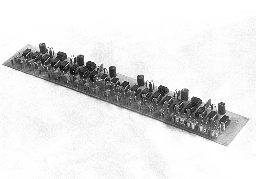 eq_new_pcb100pr.jpg
